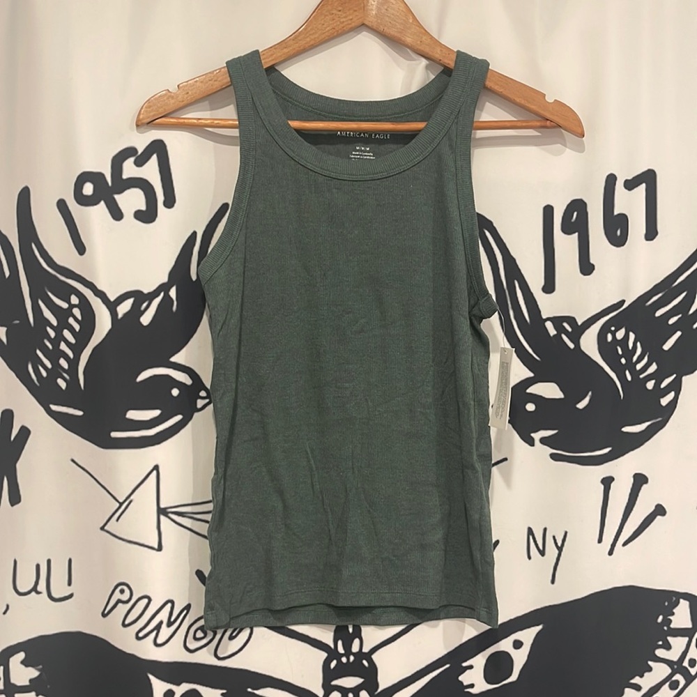 NWT💋Green tank top